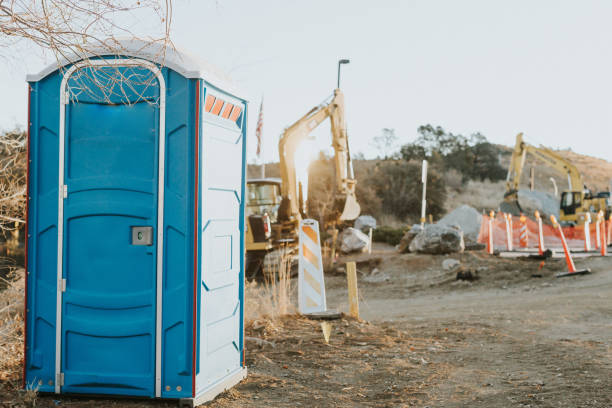 Best Portable restroom trailer rental  in Oak Creek, WI